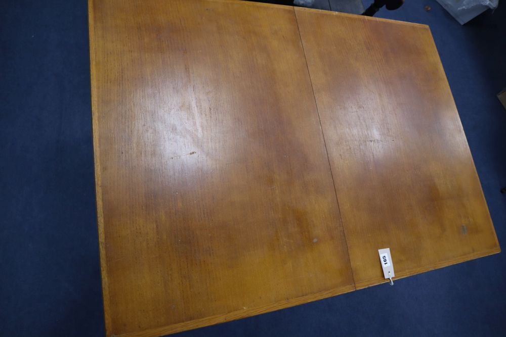 A Heals oak extending dining table, 107 x 78cm